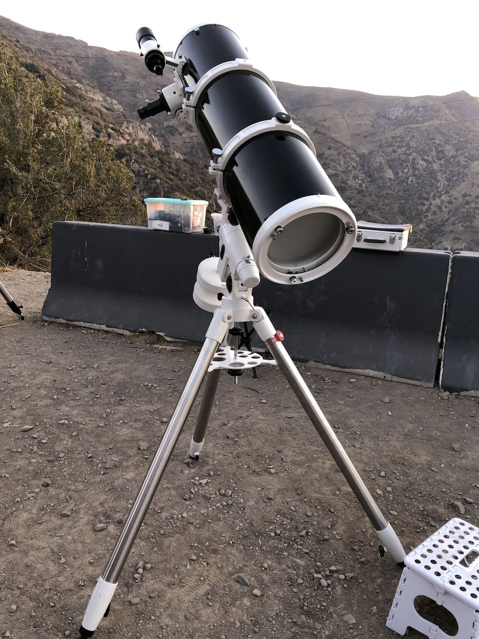 Telescopio Sky-Watcher KIT completo (usado) - Imagen 3
